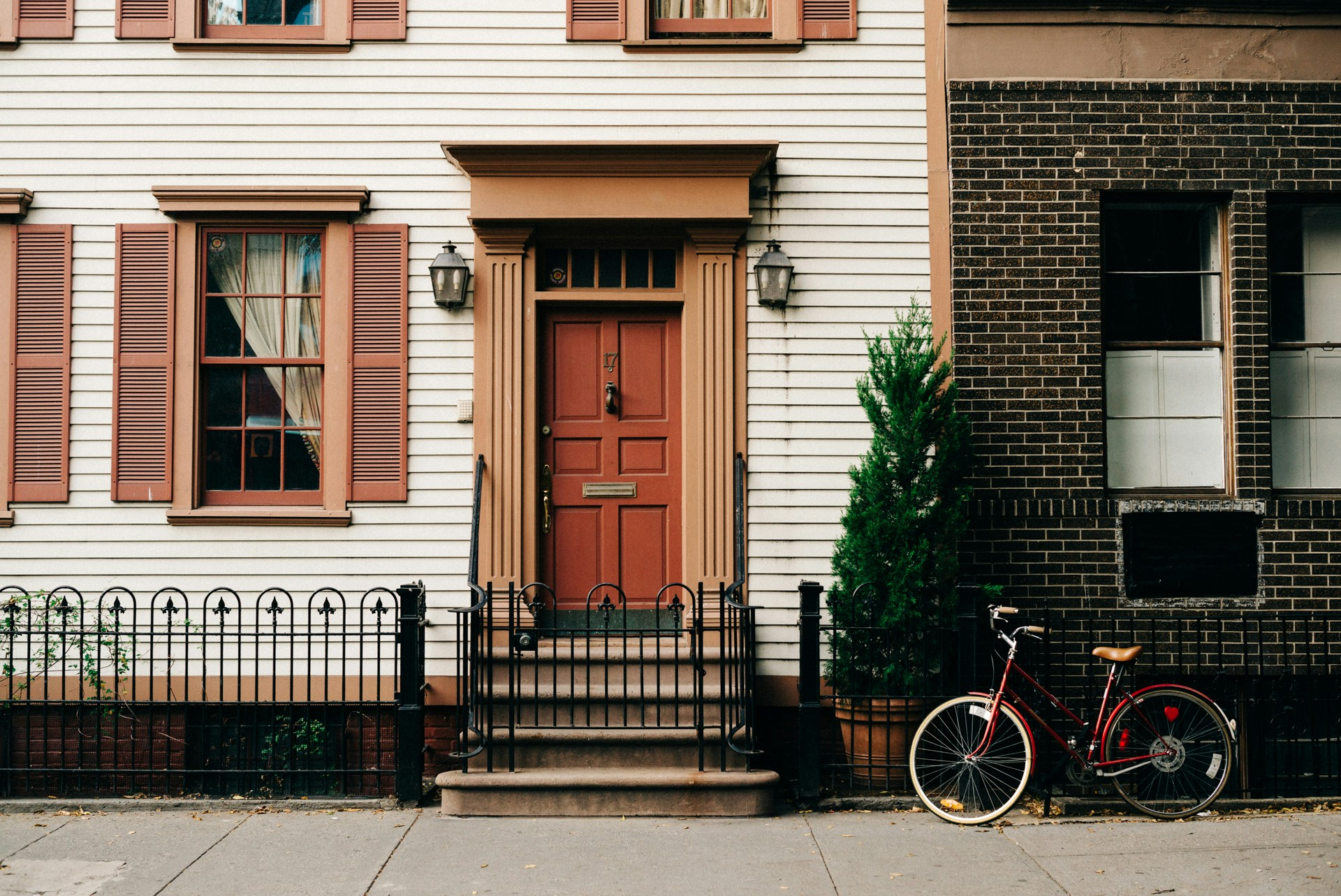 Real Estate Quantum Leap: Breakthrough Strategies for Visionary Investors