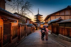 Unleashing Transformative Solo Travel for Personal Growth