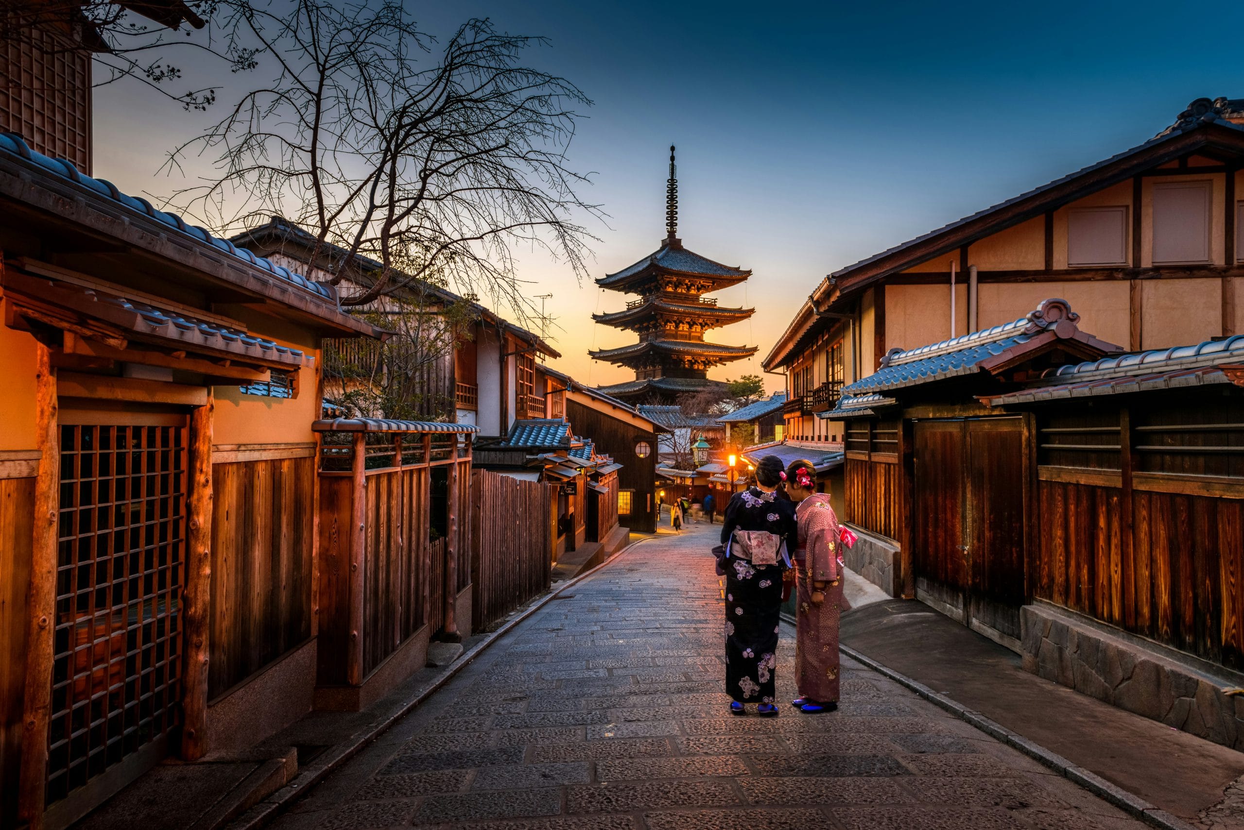 Unleashing Transformative Solo Travel for Personal Growth